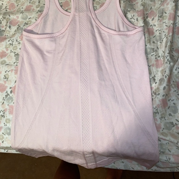 Lululemon Swiftly Tech Racerback - Picture 2 of 3